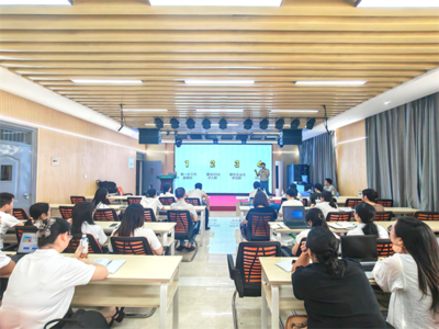 智领未来，梦赋生涯——宜春职业技术学院“AI赋能就业指导”培训圆满完成